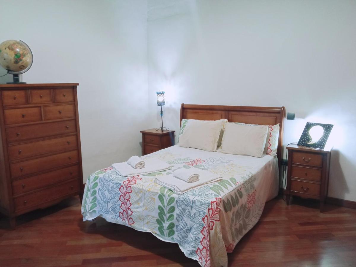 Apartamento La Almena 1 Junto A Plaza Mayor,2 Habitaciones, Parking Gratuito Caces 外观 照片