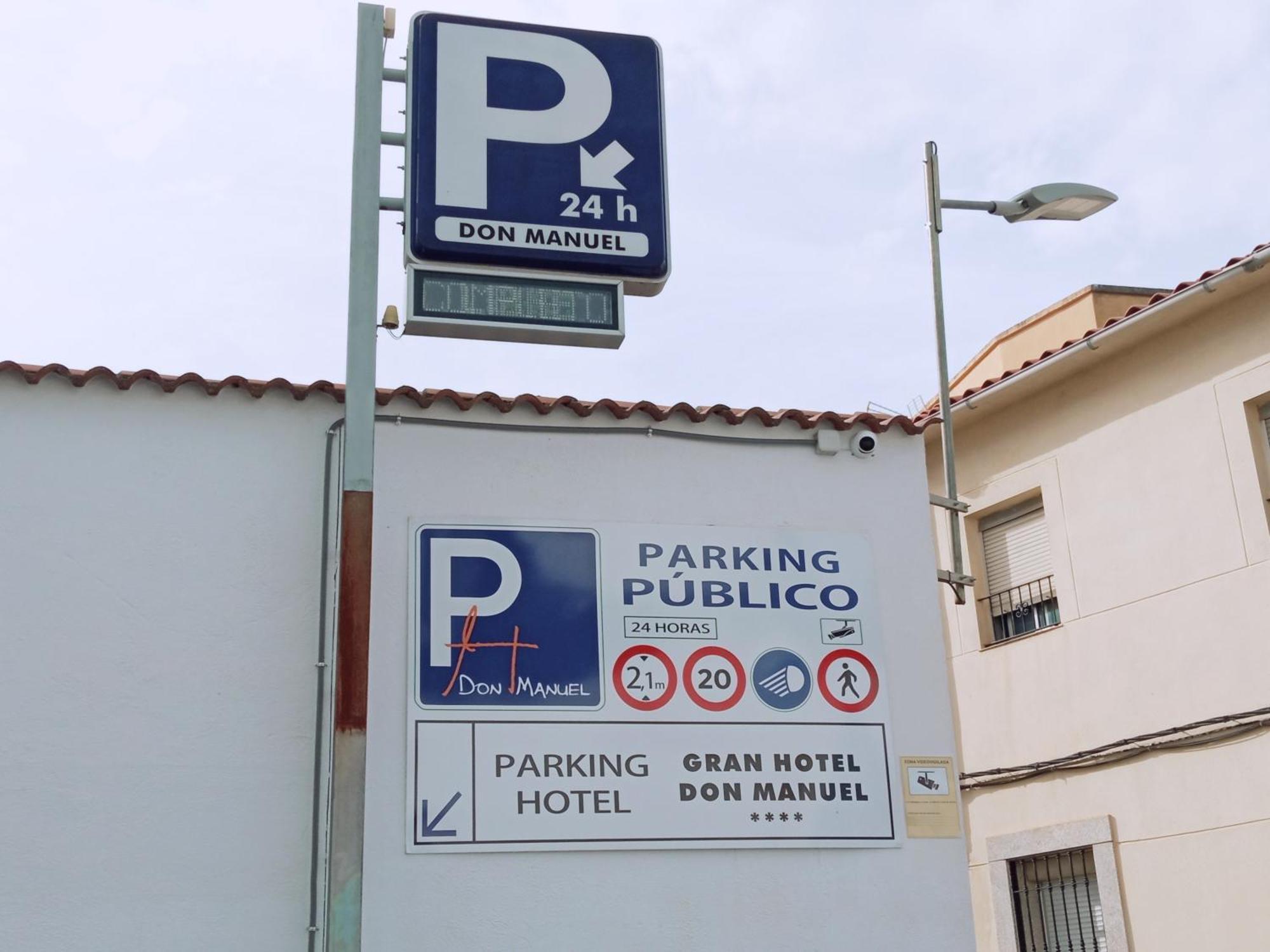 Apartamento La Almena 1 Junto A Plaza Mayor,2 Habitaciones, Parking Gratuito Caces 外观 照片